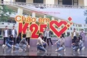 CHƯƠNG TRÌNH NGOẠI KHOÁ "CHÀO EM K25"