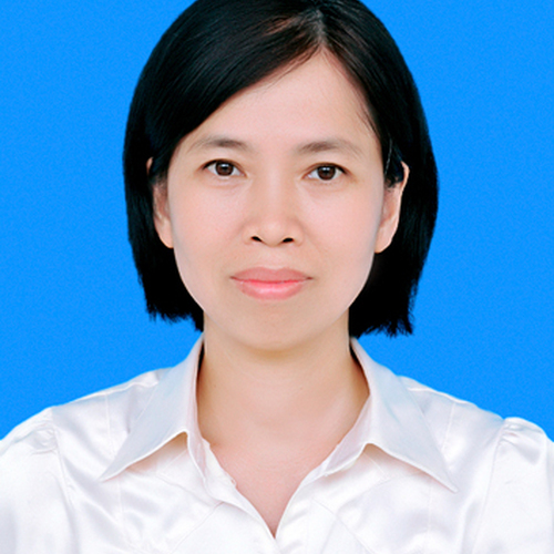 Cô: Lê Thị Phượng